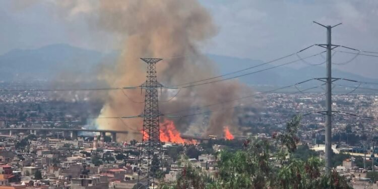 Explosión en calzada Ignacio Zaragoza: suman 4 muertos y 90 heridos