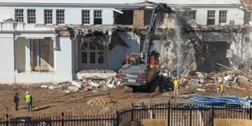 Trump demuele Ala Este de la Casa Blanca