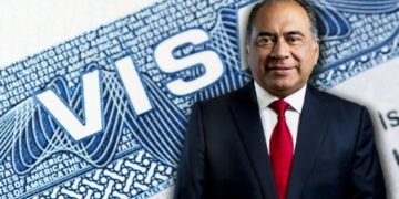 Le revocan Visa a exgobernado de Guerrero