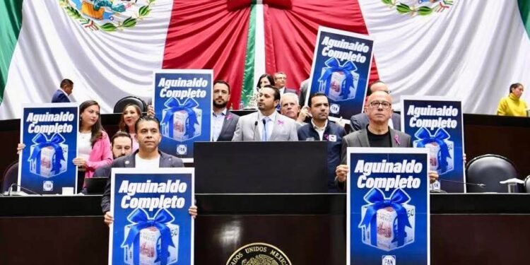 PAN propone eliminar ISR de los aguinaldos