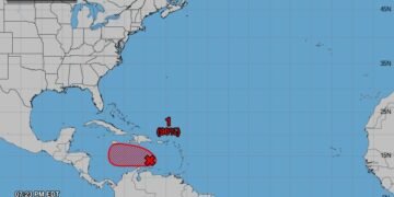 Vigilancia en el caribe por zona de baja presión con 90% de probabilidad para desarrollo ciclónico