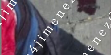 Escolta reacciona ante asalto y logra matar a un asaltante, el otro huye