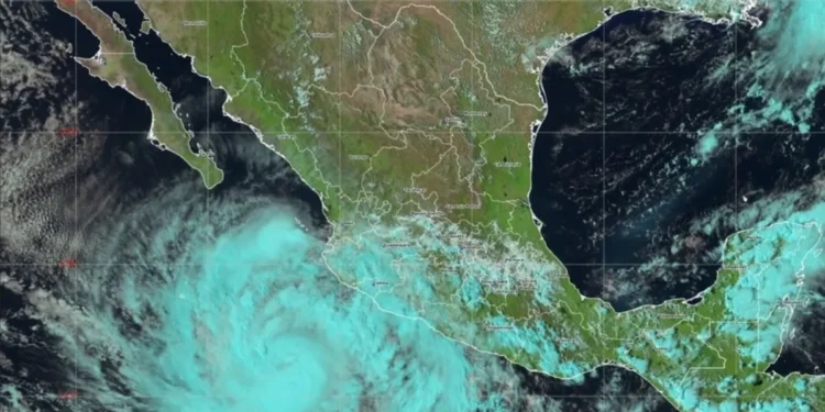 Priscila se intensifica a huracán categoría 1