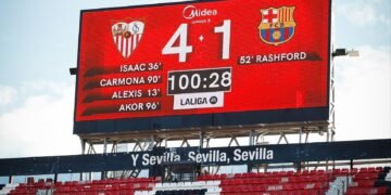 Sevilla golea al Barcelona 4-1