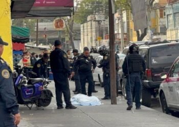 Asesinan a un hombre a las fueras de una barbería en la colonia Morelos, hay cuatro detenidos