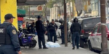 Asesinan a un hombre a las fueras de una barbería en la colonia Morelos, hay cuatro detenidos