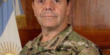 Javier Milei elige a un militar como ministro de Defensa