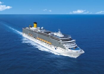 Turista de 76 años cae de crucero y se pierde en mitad del océano Atlántico