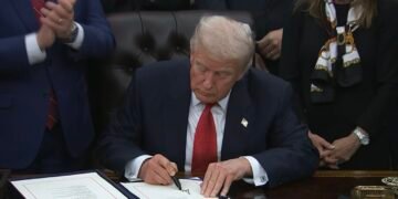 Congreso de EU aprueba acuerdo para finalizar cierre de Gobierno