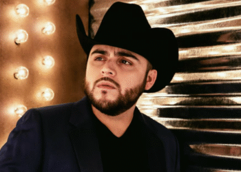 El cantante mexicano Gerardo Ortiz queda en libertad probatoria y llega a un acuerdo con Estados Unidos