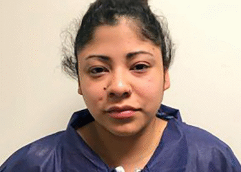 Declaran culpable de asesinato a hija de John Negroponte, ex director de inteligencia de EU