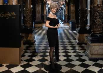 Lady Di, en el museo de cera de París con su “vestido de la venganza”