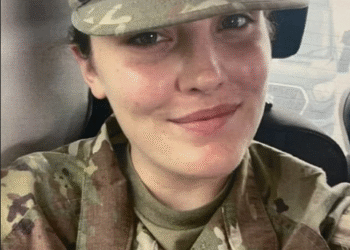 Muere la guardia nacional Sarah Beckstrom tras ataque en Washington DC