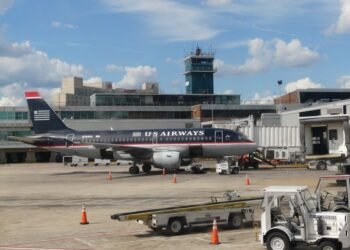 Amenaza de bomba obliga a suspender operaciones en aeropuerto de Filadelfia