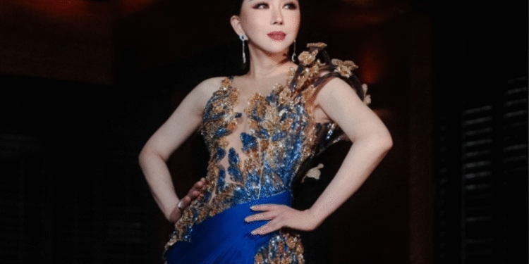 Emiten orden de arresto en Tailandia contra “Anne” Jakkaphong, copropietaria de Miss Universo