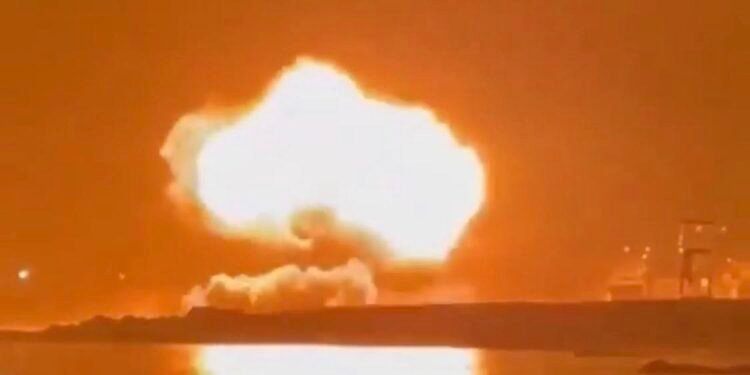 Misil Ucranio impacta contra puerto Ruso