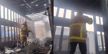 Se queman dos contenedores de tráiler en Central de Abasto de CDMX; no se reportan lesionados