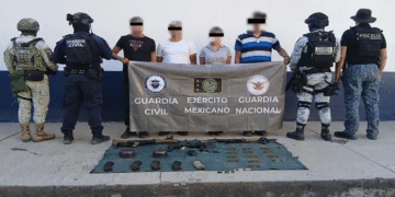 Detienen a 4 personas armadas y aseguran 200 cartuchos en Michoacán