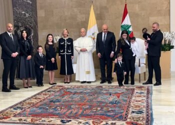 El papa León XIV llega al Líbano y hace un llamado a la unidad