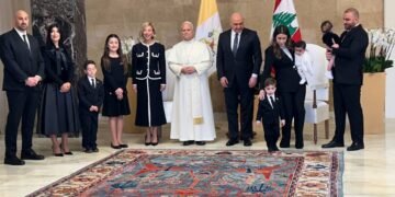 El papa León XIV llega al Líbano y hace un llamado a la unidad