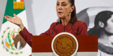 Sheinbaum advierte que ingresar a Embajada de México en Perú sería una ‘violación grave’