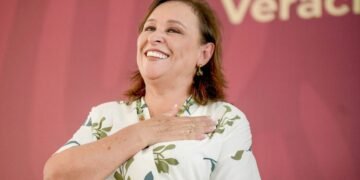 Roció Nahle Gobernadora de Veracruz pretende aumentarse su sueldo en 2026