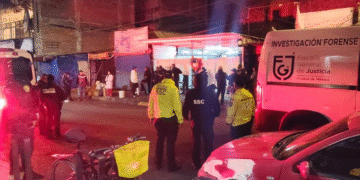Balacera en restaurante de Eje Central Lázaro Cárdenas, CDMX deja un muerto