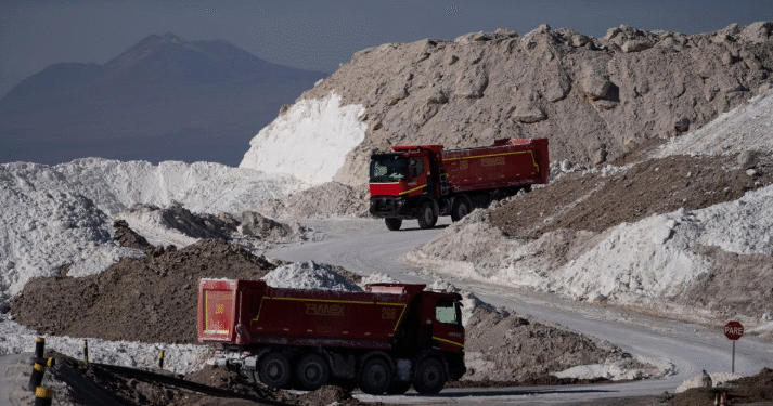 Chile aprueba alianza Codelco-SQM para explotar litio en salar de Atacama