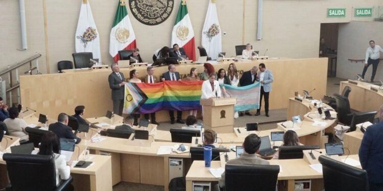 Aprueban matrimonio homosexual en Guanajuato