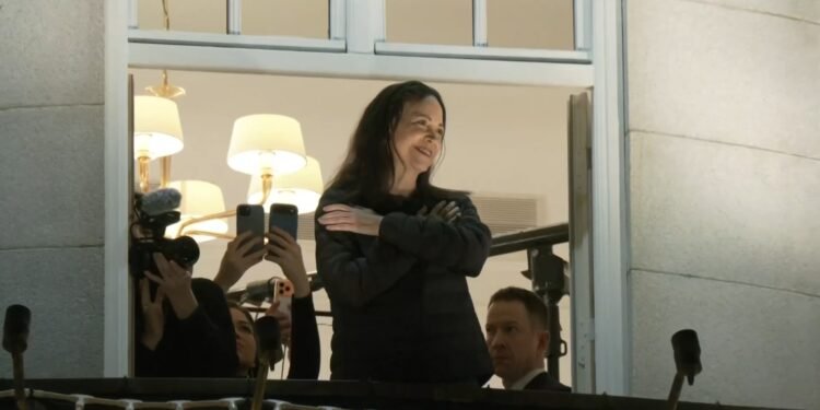 María Corina Machado reaparece, llega a Oslo tras recibir Nobel de La Paz