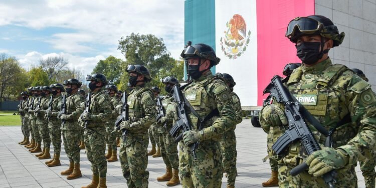 SEMAR asegura 185 máquinas tragamonedas en Lázaro Cárdenas, Michoacán