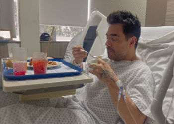 Hospitalizan a Omar Chaparro