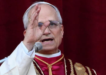 El papa León XIV pide a Estados Unidos no intentar derrocar militarmente a Maduro