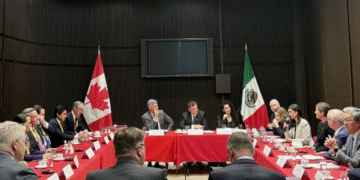 Ministro de comercio canadiense refuerza alianza comercial con México