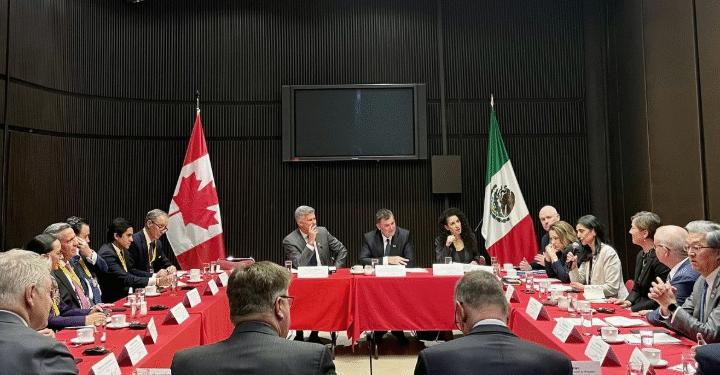 Ministro de comercio canadiense refuerza alianza comercial con México