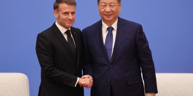 Xi Jinping y Emmanuel Macron acuerdan cooperar en torno a la guerra en Ucrania