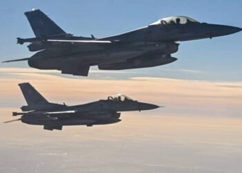 Dos aviones de combate de EU ingresan a espacio Aero Venezolano y sobrevuelan el Golfo de Venezuela