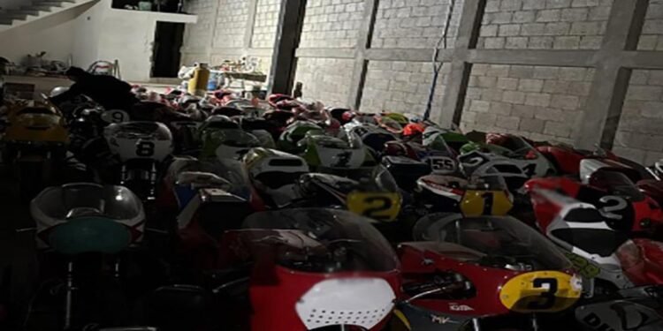 Aseguran motocicletas, obras de arte, medallas olímpicas vinculadas al exatleta canadiense Ryan James