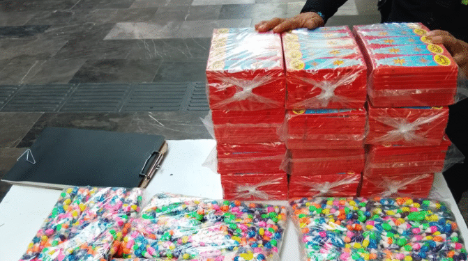 Aseguran más de 300 kilos de pirotecnia en estaciones del Metro de la CDMX