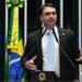 Hijo de Jair Bolsonaro anuncia que será candidato presidencial en 2026