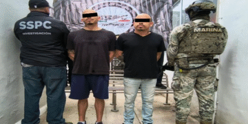 Detienen en Mazatlán a 2 estadunidenses requeridos en su país