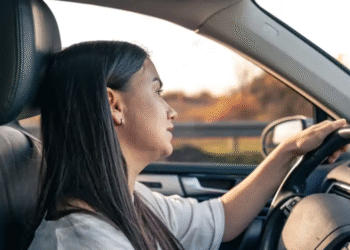 Exclusión económica y violencia, la realidad de las conductoras de apps en México