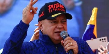 100 personas murieron en ataque de EU a Venezuela, asegura Diosdado Cabello