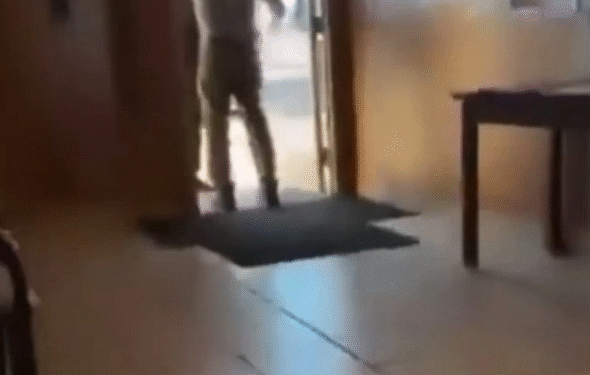 Ecuador protesta por intento de incursión del ICE en su consulado en Mineápolis