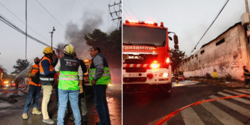 Incendio en bodega de plásticos hoy en Álvaro Obregón, CDMX