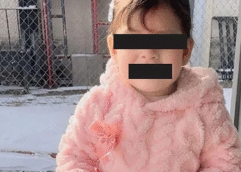 Agentes de migración de EU detienen a una niña de dos años de Minesota