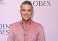 Robbie Williams lanza su nuevo álbum ‘Britpop’, tres semanas antes de lo esperado