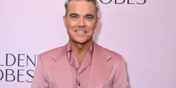 Robbie Williams lanza su nuevo álbum ‘Britpop’, tres semanas antes de lo esperado