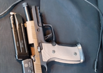 Hombre muerto a tiros en Mineápolis estaba armado y “se resistió violentamente”: gobierno de Trump