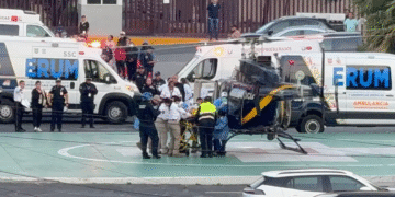 Balean a Policía de Inteligencia de CDMX en Iztapalapa; Agresores Huyeron en Motocicleta